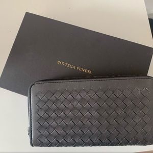 Bottega Continental Wallet